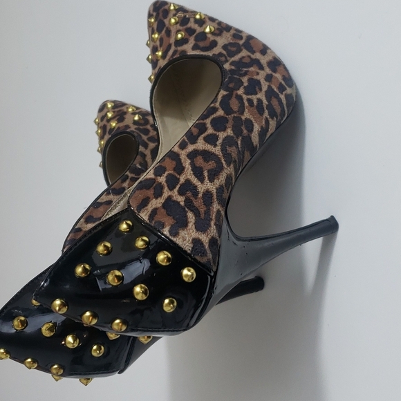 Colin Stuart gold studded leopard heels size 8B black with gold studs - Picture 4 of 10